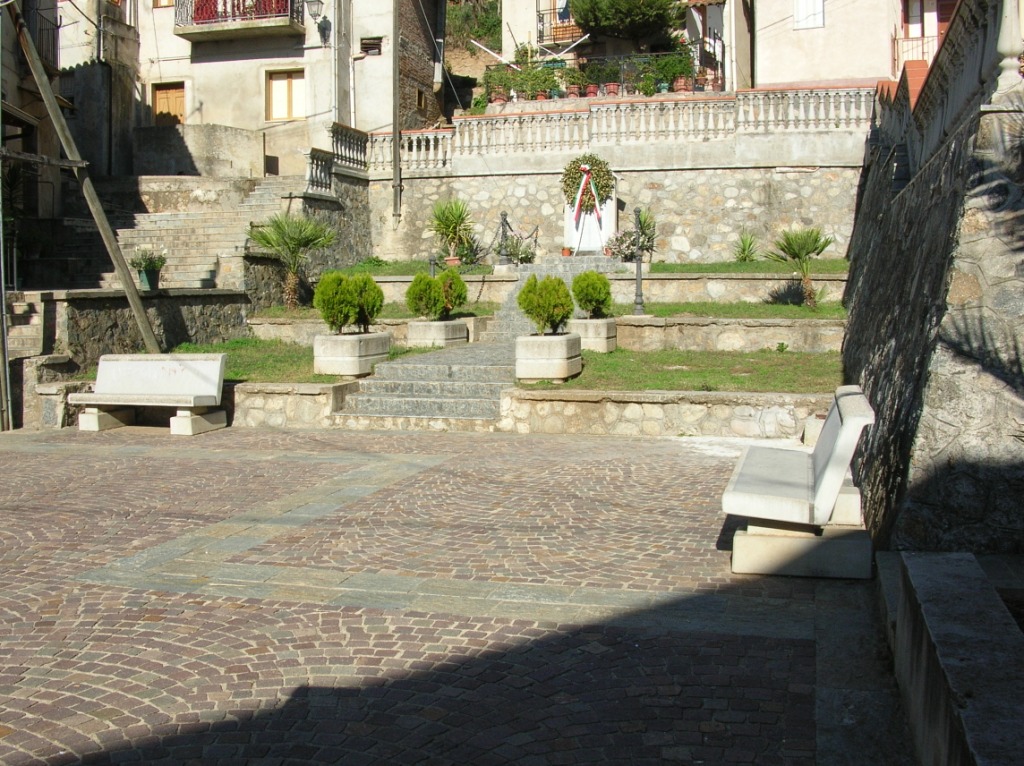 Monumento ai caduti Calimera